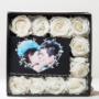 flower box con rose stabilizzate e foto su tela