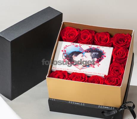 flower box con rose stabilizzate e foto su tela personalizzate